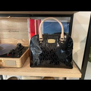 Shiny black leather Michael Kors bag